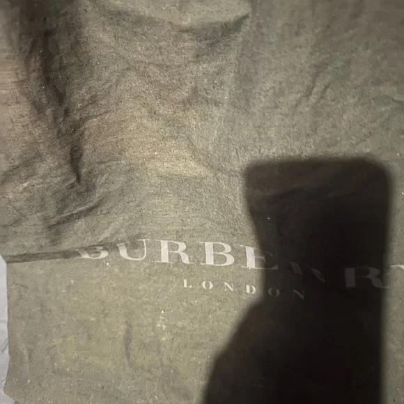 Burberry Nova Check Shoulder Bag w/ Dust bag. - Picture 8 of 8